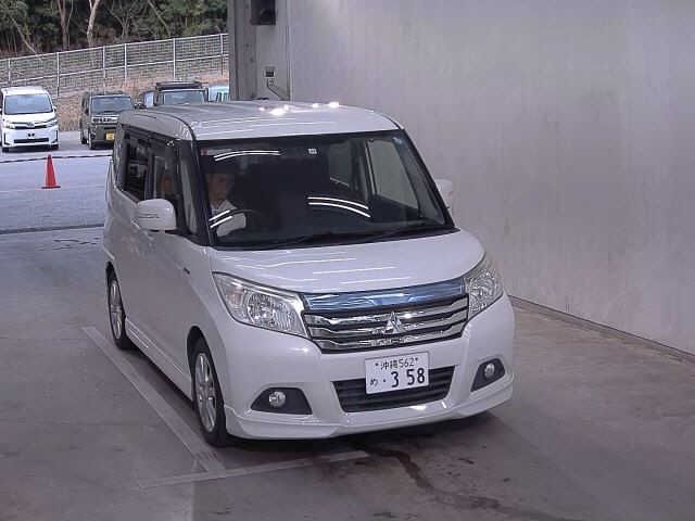 179 Mitsubishi Delica d2 MB46S 2017 г. (JU Okinawa)